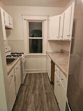 77 Ross St in Waterbury, CT - Foto de edificio - Building Photo