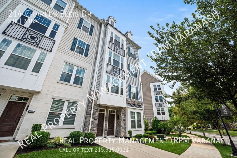 214 Charles Ellis Dr in Newtown Square, PA - Building Photo