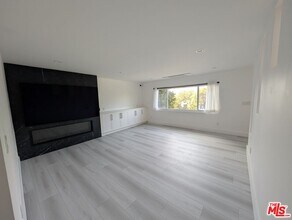 1917 11th St in Santa Monica, CA - Building Photo - Building Photo