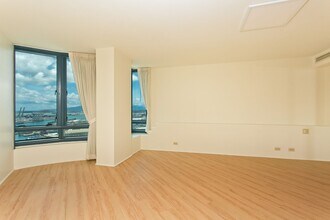 66 Queen St in Honolulu, HI - Building Photo - Building Photo