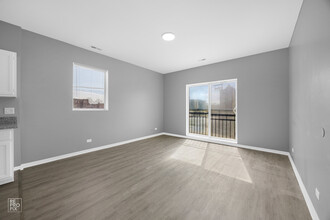 3814 W Grenshaw St in Chicago, IL - Building Photo - Building Photo