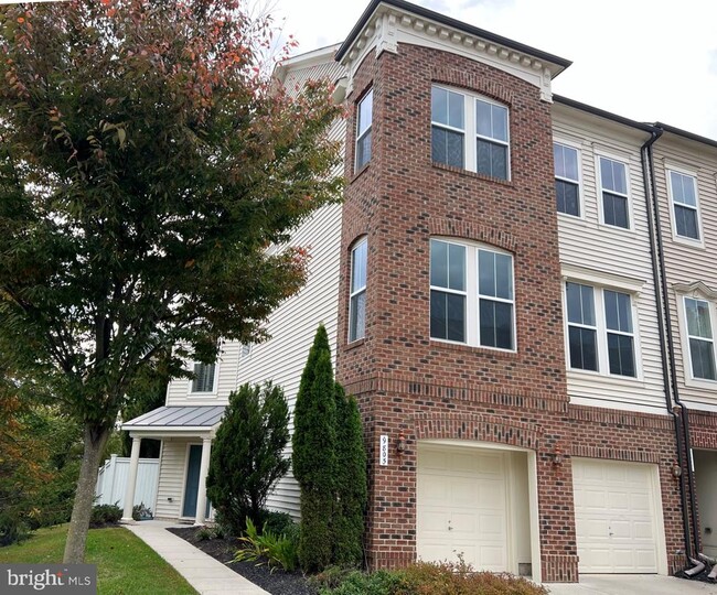 9805 Garden Ranges in Laurel, MD - Building Photo - Building Photo