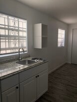 5305 SW 67th Ave, Unit Studio