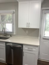 2328 Johnson Ferry Rd in Chamblee, GA - Building Photo - Building Photo