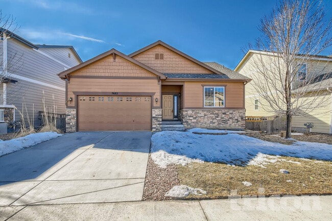 7682 Sabino Ln in Castle Rock, CO - Foto de edificio - Building Photo