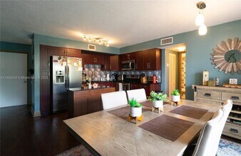 5218 NE 6th Ave in Fort Lauderdale, FL - Building Photo - Building Photo