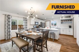 1519 S Washington St in Tacoma, WA - Building Photo