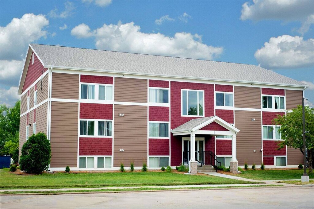 1502 Michigan Place Apartments Joplin, MO Apartments For Rent