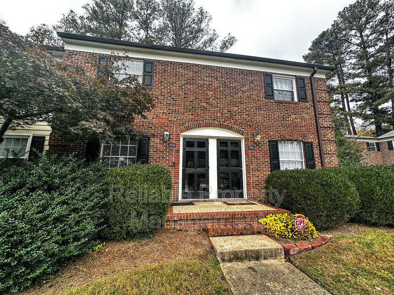 3723 Jamestown Cir in Raleigh, NC - Building Photo