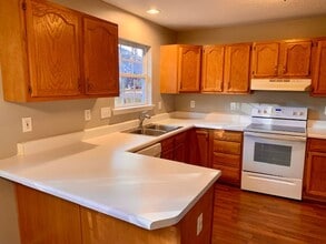 107 Climbing Ivy Ct in Cary, NC - Building Photo - Building Photo