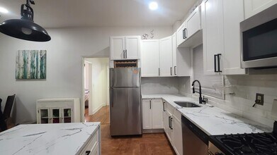 311 3rd St, Unit 1 in Union City, NJ - Foto de edificio - Building Photo