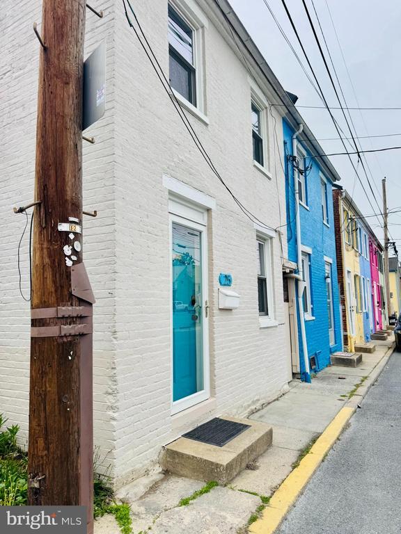 property at 25 Degrange St
