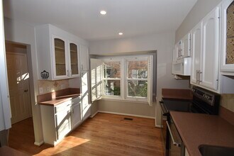 1342 Chetworth Ct in Alexandria, VA - Building Photo - Building Photo