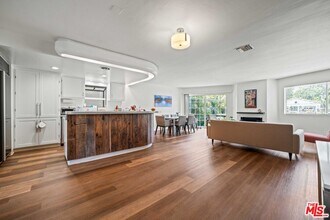 434 Sherman Canal in Los Angeles, CA - Building Photo - Building Photo