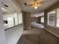 1102 Thomas Ave photo'