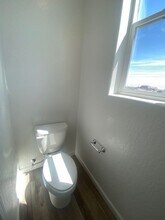 1105 W Sedona Ave in Visalia, CA - Building Photo - Building Photo