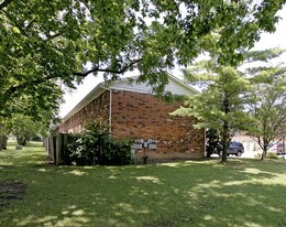 4747-4769 Rossmoor Pl in Columbus, OH - Building Photo