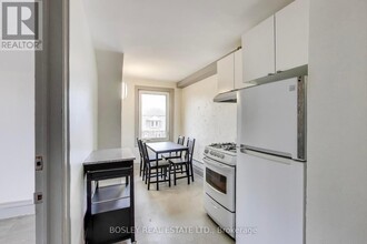 360-360 Concord Ave in Toronto, ON - Building Photo - Building Photo