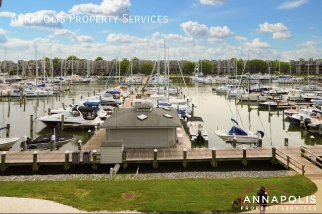 7044 Harbour Village Ct