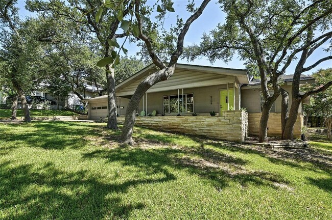 5108 Crestway Dr in Austin, TX - Building Photo - Building Photo