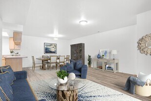 Boulder Hollow in Salt Lake City, UT - Building Photo