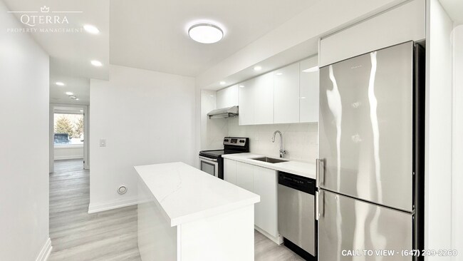173 William Duncan Rd in Toronto, ON - Building Photo - Building Photo