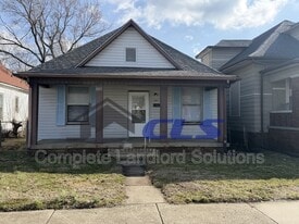 1106 S 11th 1/2 St in Terre Haute, IN - Building Photo