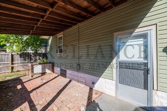 645 S Poplar St in Wichita, KS - Building Photo - Building Photo
