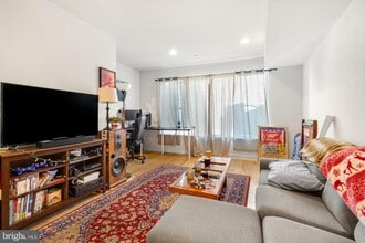 2426 Frankford Ave-Unit -2 in Philadelphia, PA - Building Photo - Building Photo