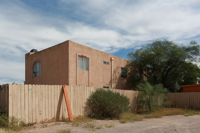 Fourplex in Tucson, AZ - Building Photo - Building Photo