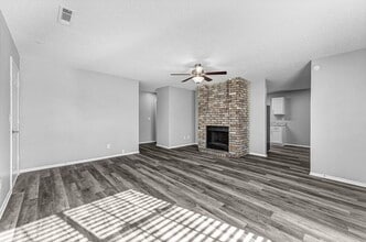 4520 W Franciscan Trl in Fayetteville, AR - Building Photo - Building Photo