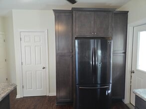 210 Van Dusen St, Unit 210 van dusen in Newark, NY - Building Photo - Building Photo
