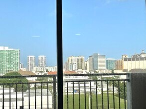 616 Clearwater Park Rd in West Palm Beach, FL - Building Photo - Building Photo