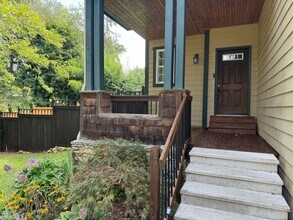 92 Middlemont Ave in Asheville, NC - Building Photo - Building Photo