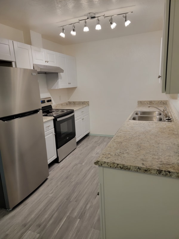 2605 Quiet Cir in Wasilla, AK - Building Photo - Building Photo