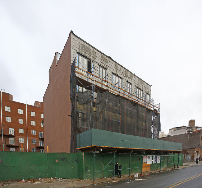 75-83 Gerry St in Brooklyn, NY - Building Photo - Building Photo