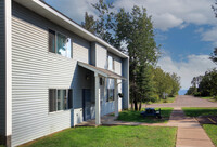 Birchwood Apartments in Grand Marais, MN - Building Photo - Building Photo