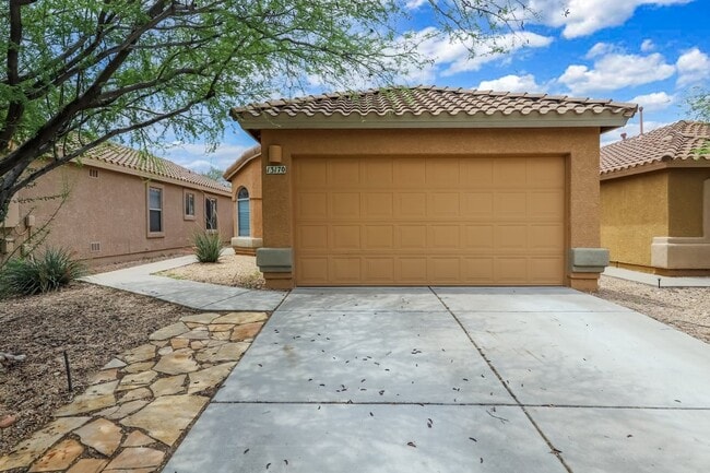 13170 E Alley Spring Dr in Vail, AZ - Building Photo - Building Photo