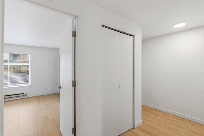 The Finch Apartments in Vancouver, WA - Building Photo - Building Photo