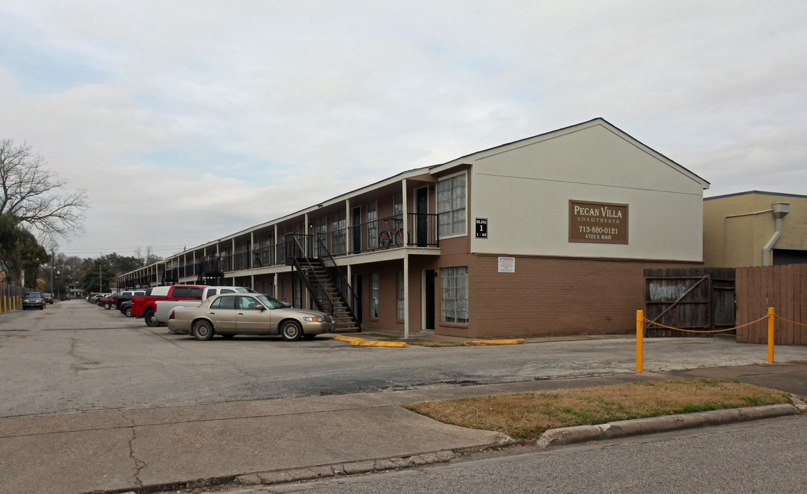 Pecan Villa Apartments in Houston, TX - Foto de edificio