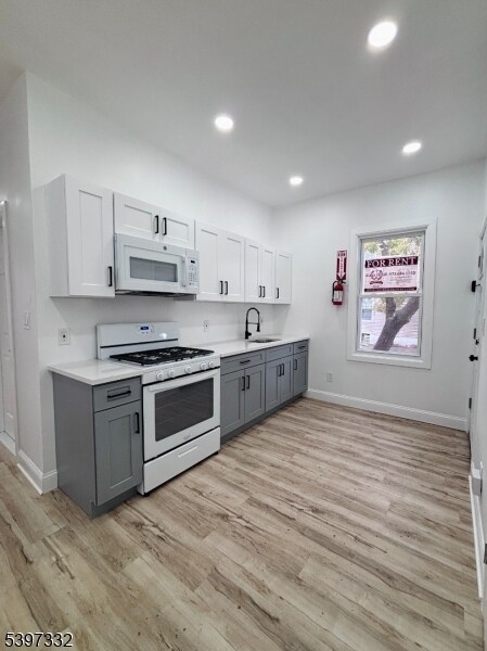 48 N York St in Paterson, NJ - Building Photo