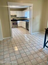 551 Eastern Pkwy in Louisville, KY - Building Photo - Building Photo