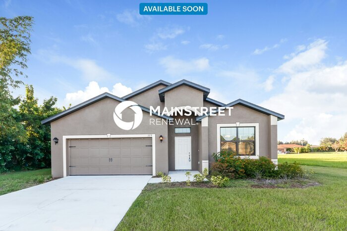 723 SW 6th St in Cape Coral, FL - Building Photo