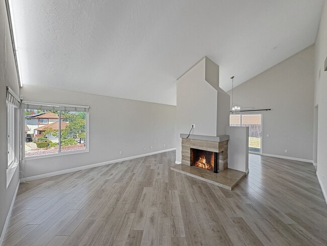 11310 Cloudcrest Dr in San Diego, CA - Building Photo - Building Photo