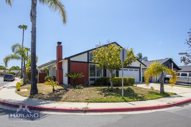 11191 Zapata Ave in San Diego, CA - Building Photo - Building Photo