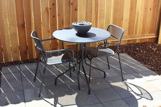 7901-7905 Farnell Way in Sacramento, CA - Building Photo - Building Photo