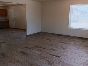 8401 Winter Sage Rd SW in Albuquerque, NM - Building Photo - Building Photo
