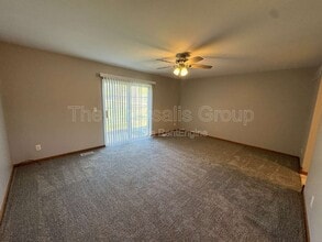 1403 Adams St in Ottawa, IL - Building Photo - Building Photo