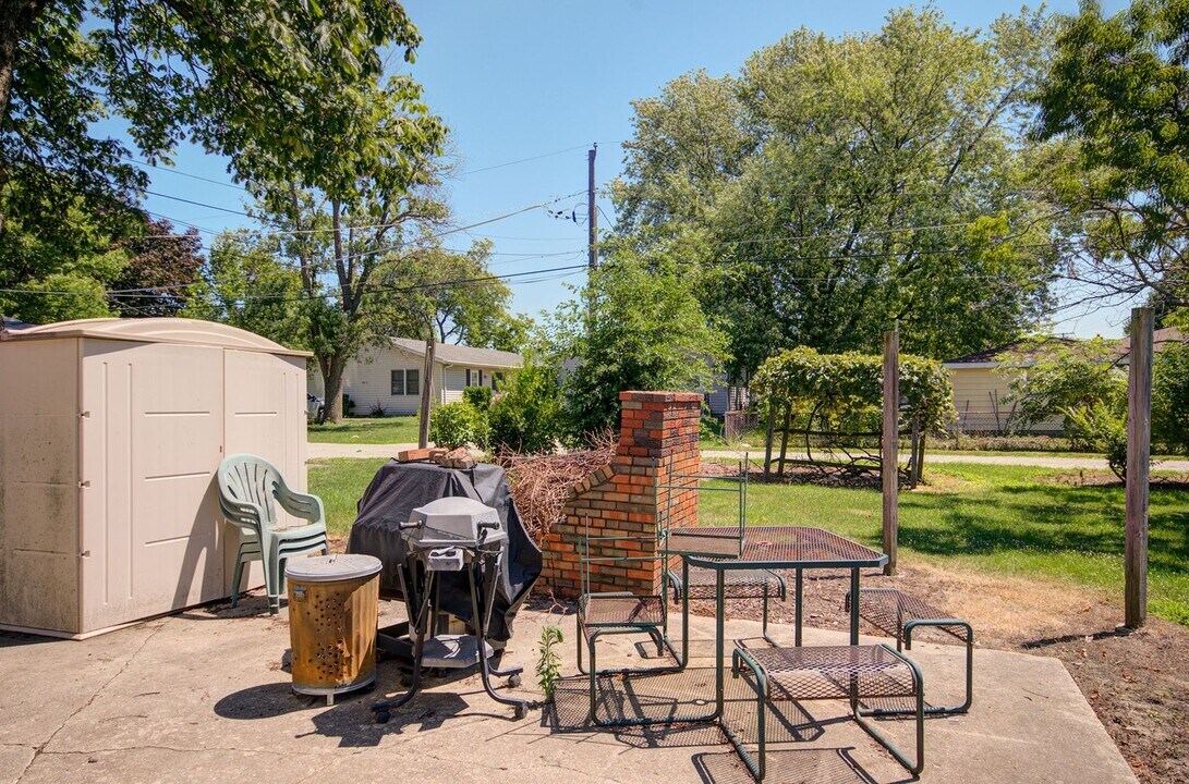634 Hays St in Rockdale, IL - Building Photo