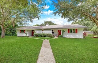 20565 Crestwood Rd, Unit 20565